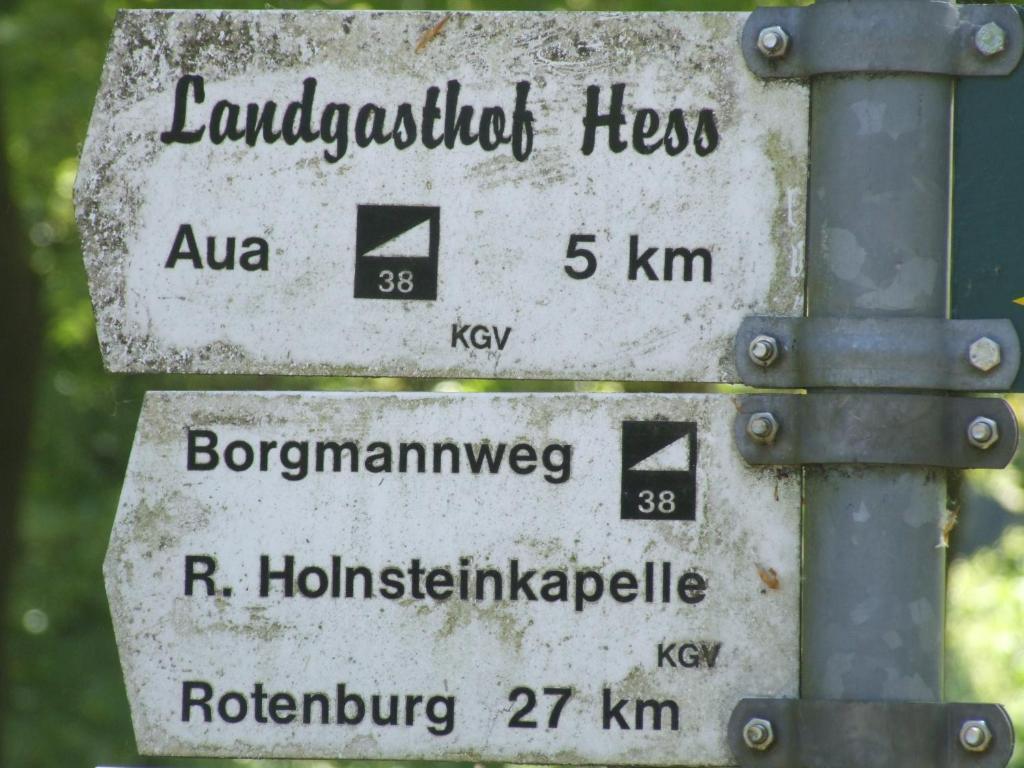 Landgasthof Hotel Hess Neuenstein  Bagian luar foto